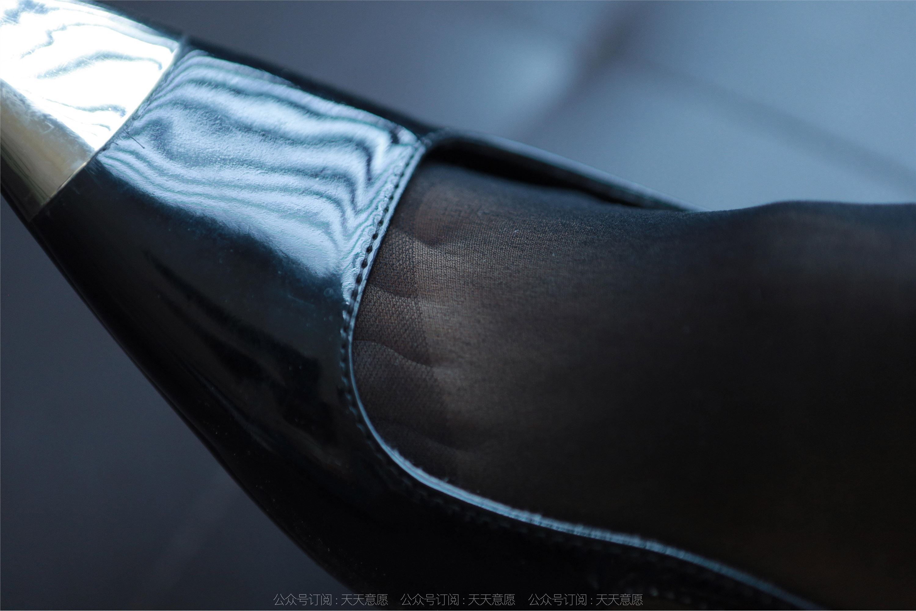 IESS异思趣向  2022.11.27 丝享家 1281 美子《嘿丝灰裙》